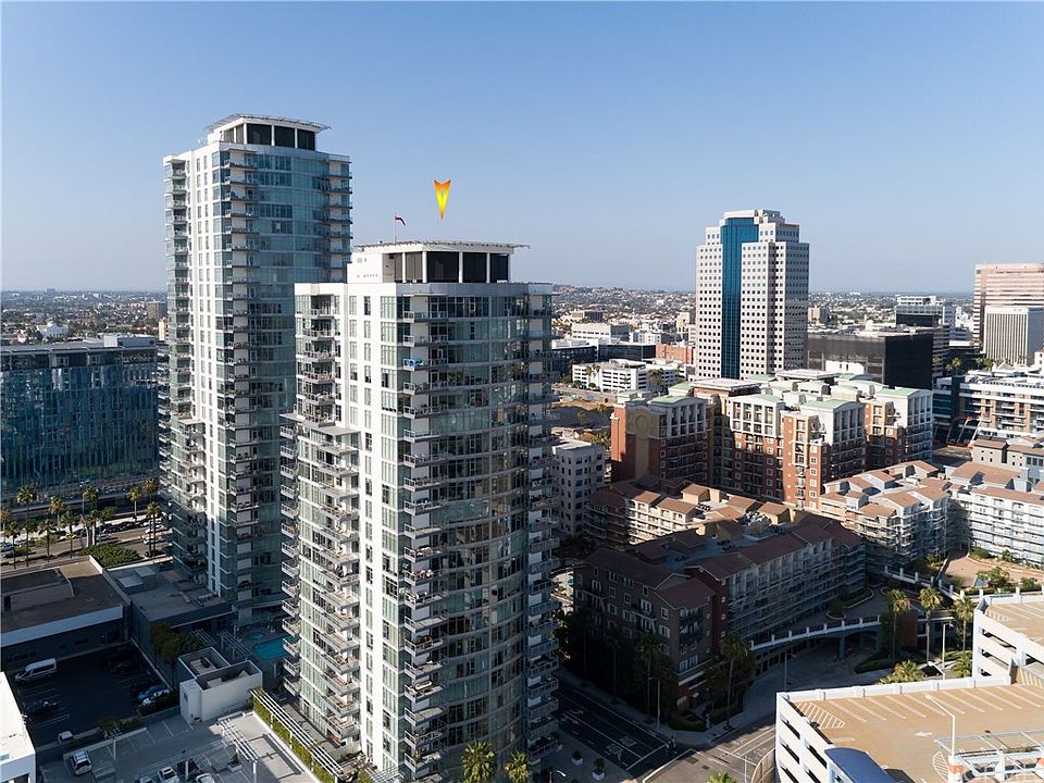 1st image of 411-001 W Seaside Way #1