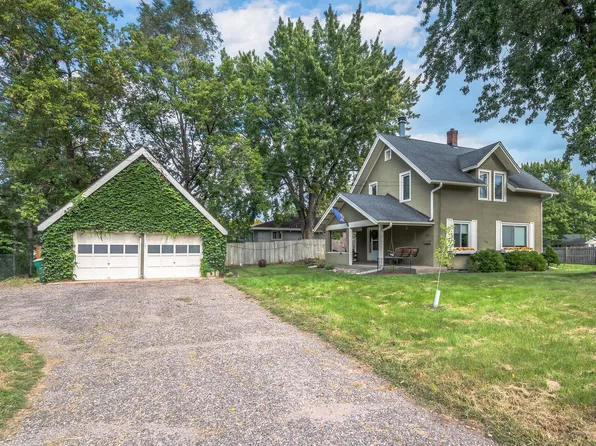 814 86th St E, Bloomington, MN 55420