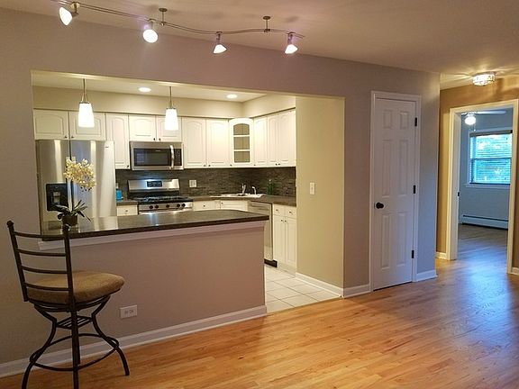 3rd image of 10154 Hartford Ct APT 2C