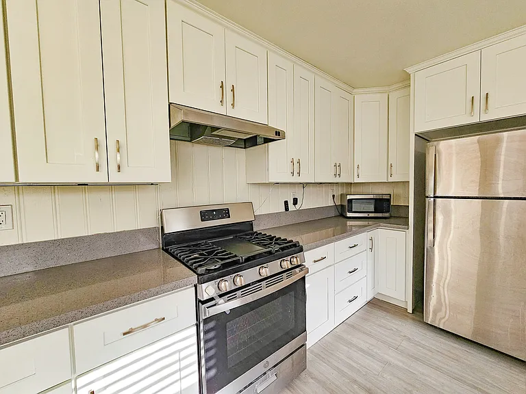 90 N Loop Dr — Photo 9