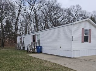1454 Sarnia St, Muskegon, MI 49444