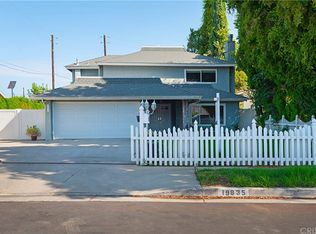 19835 Haynes St, Woodland Hills, CA 91367