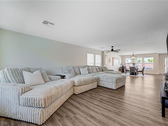 3rd image of 4916 Apache Valley Ave