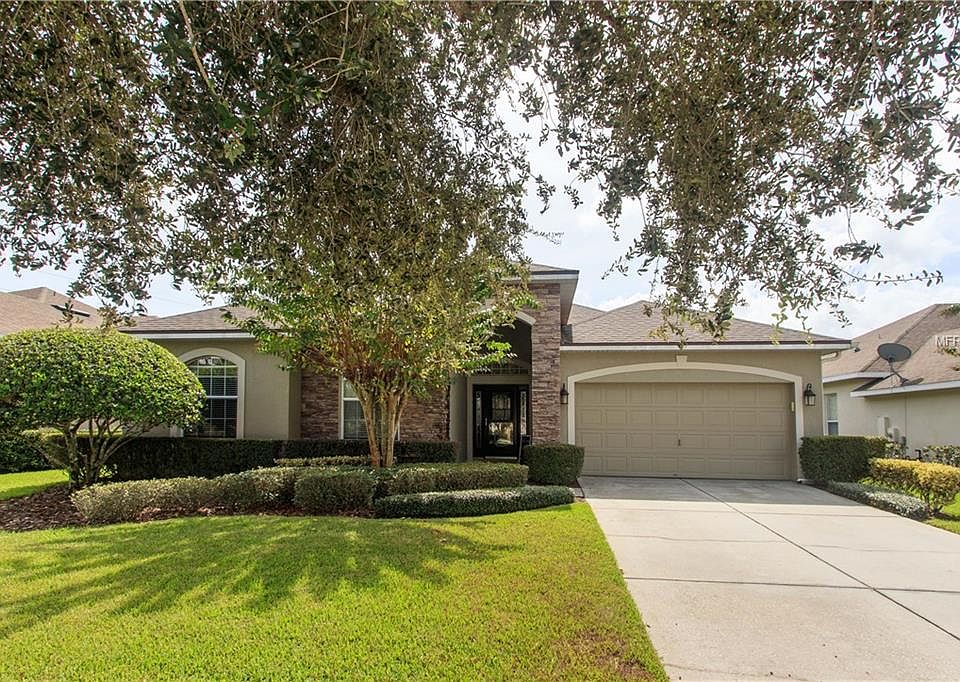 1st image of 805 Champion Woods Ct
