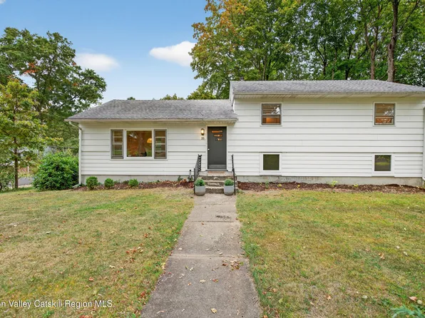 25 Cherry Hill Road Road, New Paltz, NY 12561