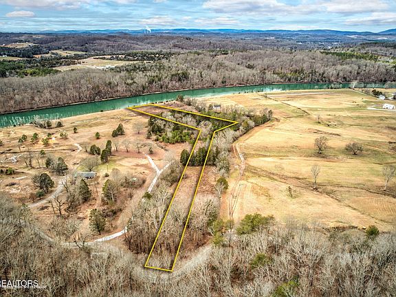 2nd image of 321 Blackburn Ln Lot 8