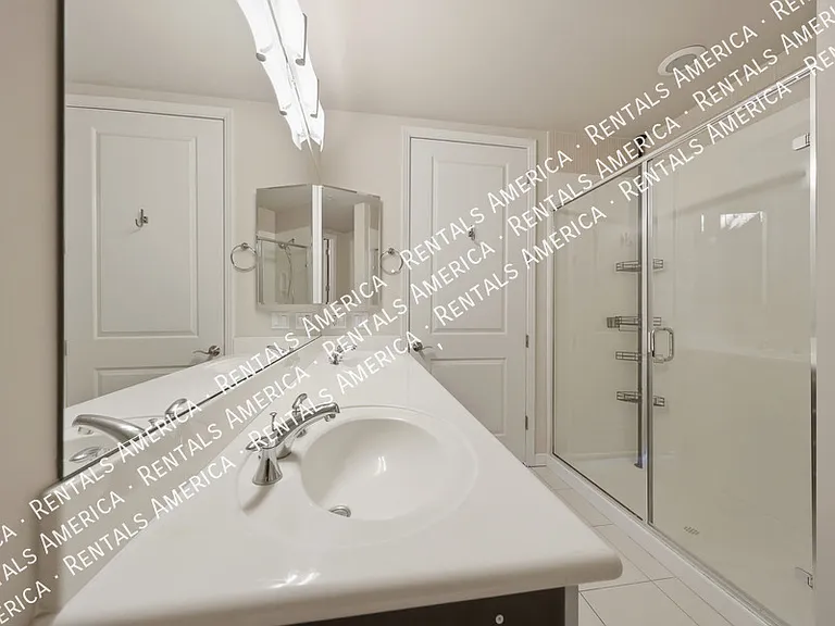1 E Lexington Ave #905 — Photo 28