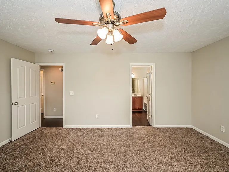 1065 Tammy Sue Ln — Photo 10