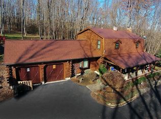 5039 Latta Rd, East Palestine, OH 44413