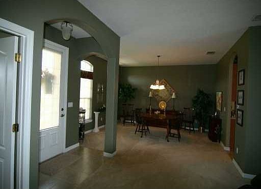 4th image of 1337 Lindzlu St