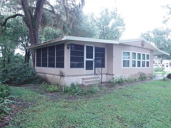 2nd image of 103 S Honeysuckle Dr