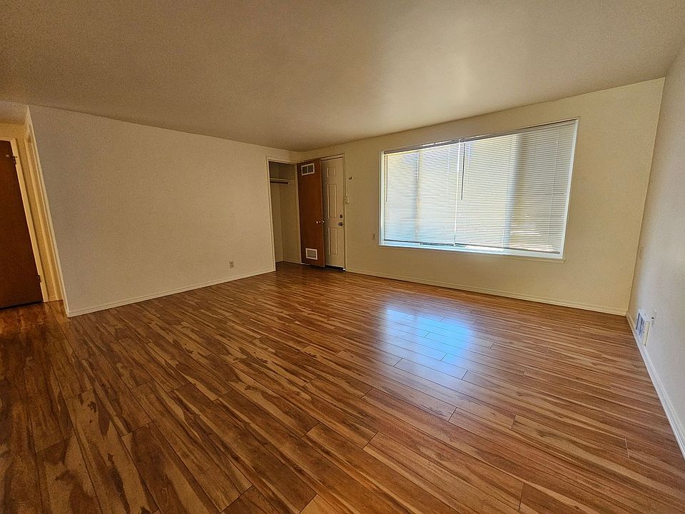 1st image of 1100 N B St APT 5