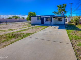 1601 W Circle A Dr, Tucson, AZ 85713
