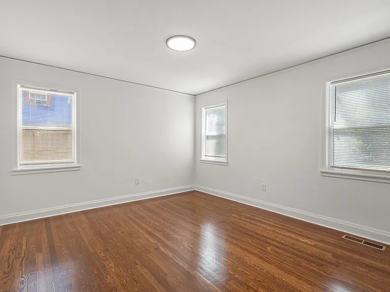 1834 Avon Ave SW — Photo 7