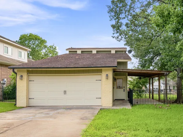 2931 Whitman Dr, Montgomery, TX 77356
