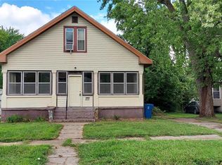 2620 Hillcrest Ave, Alton, IL 62002