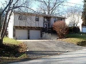 3rd image of 6315 Lake Shore Dr