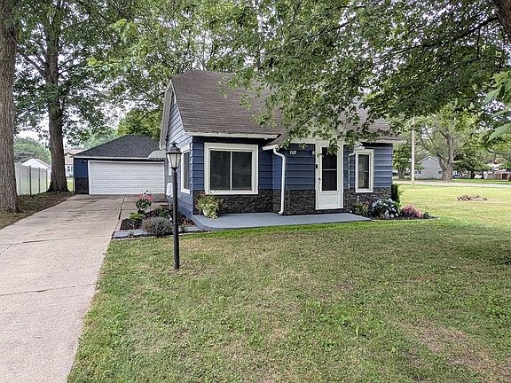 2nd image of 1069 N Schuermann Rd