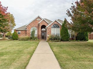 4544 W Putting Green Dr, Fayetteville, AR 72704