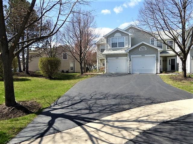 1st image of 352 Hunterdon Ct