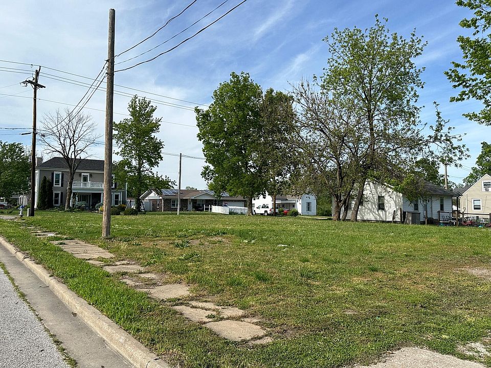 1st image of 328 E Olive Street