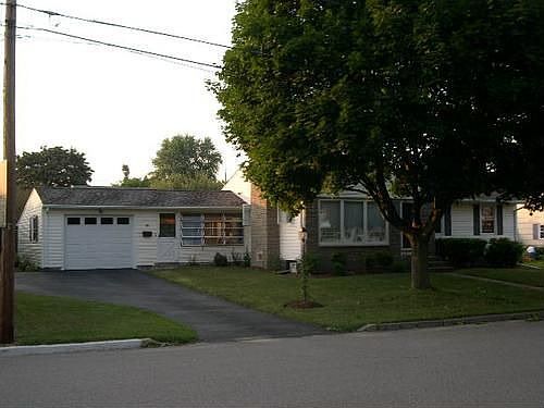 1st image of 39 W Highland Ave