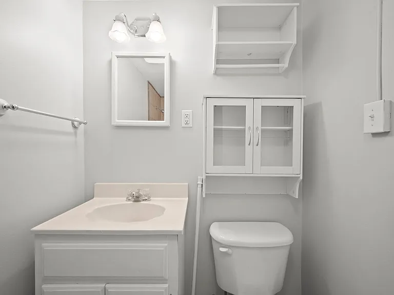 521 Hawkins Rd — Photo 14