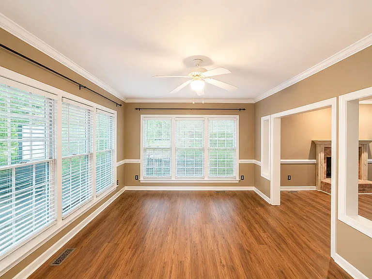 207 Custer Trl — Photo 6