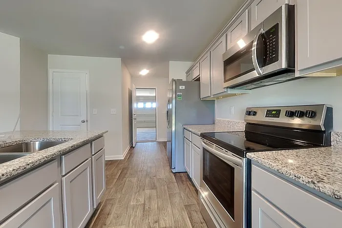 72 Blue Fescue Way — Photo 8