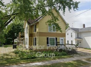420 & 1/2 S Franklin St, Janesville, WI 53548