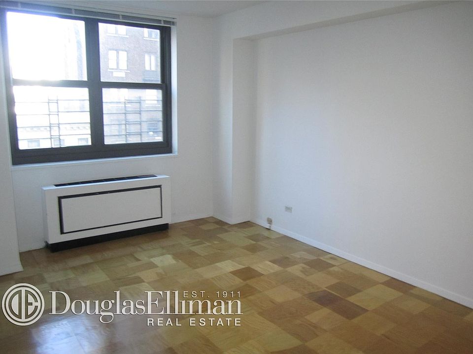 1st image of 200 E 72nd St APT 5A