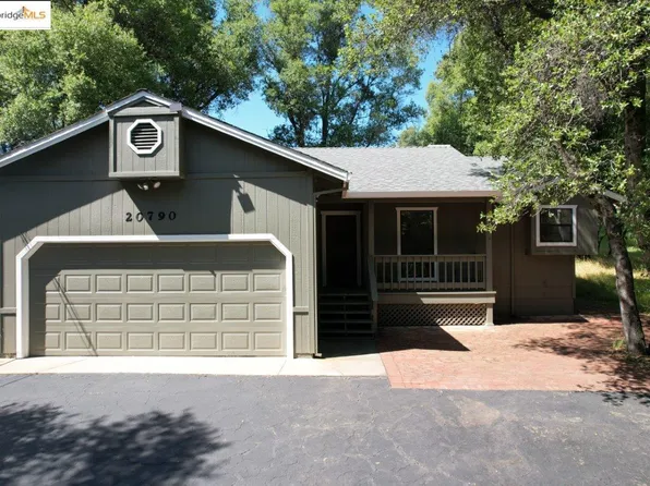 20790 Ferretti Rd, Groveland, CA 95321