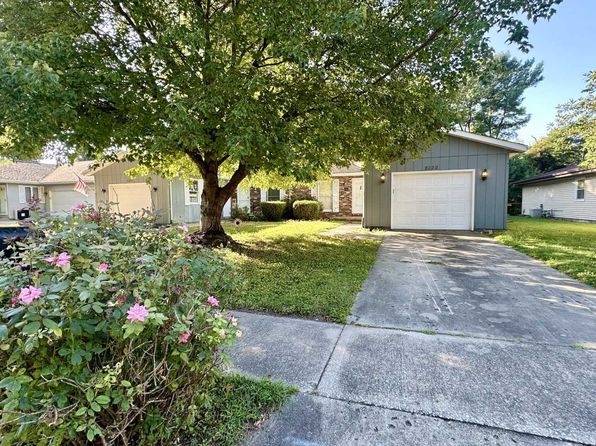 2322 Austin Dr