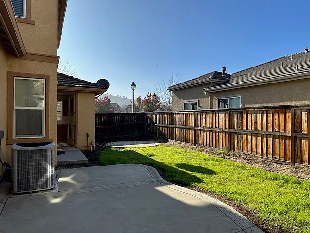 9311 Vintner Cir — Photo 34