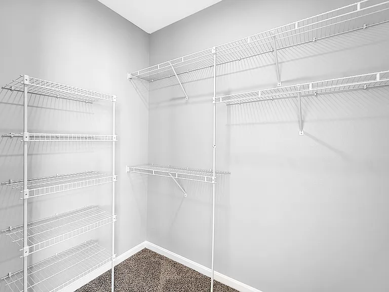 Beaver Creek Apartments — Photo 21