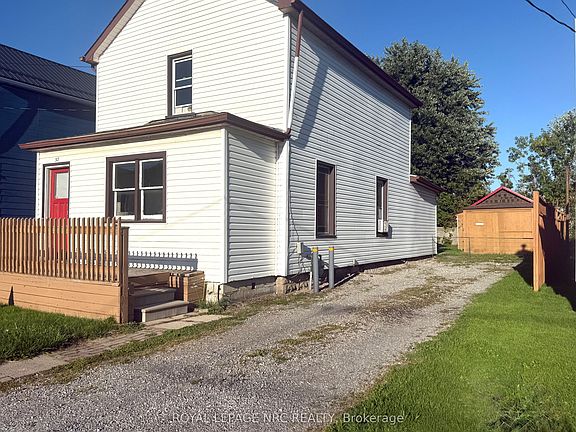 2nd image of 37 Wright St
