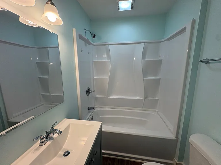 21 Fortner Ave — Photo 6