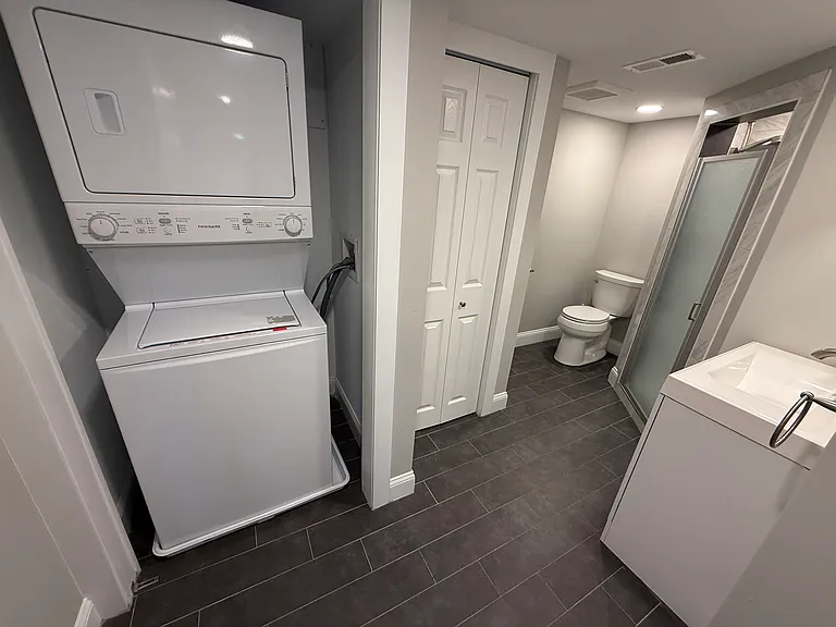 538 Durham Rd #C — Photo 8