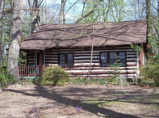 2503 Pinecroft Rd, Greensboro, NC 27407