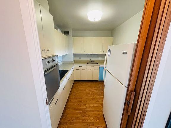 4th image of 3600 N Lake Shore Dr APT 1520