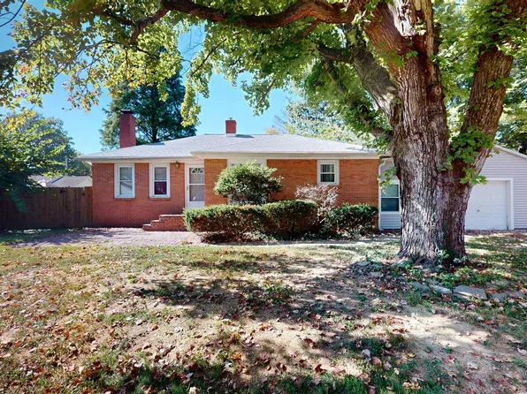 18 Lamey Ln, Newburgh, IN 47630