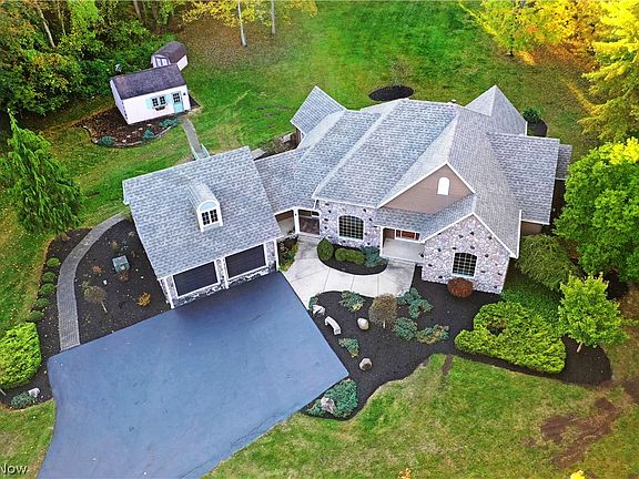 3rd image of 540 Warner Rd