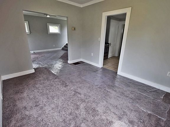 5th image of 1437 Eastwood Ave