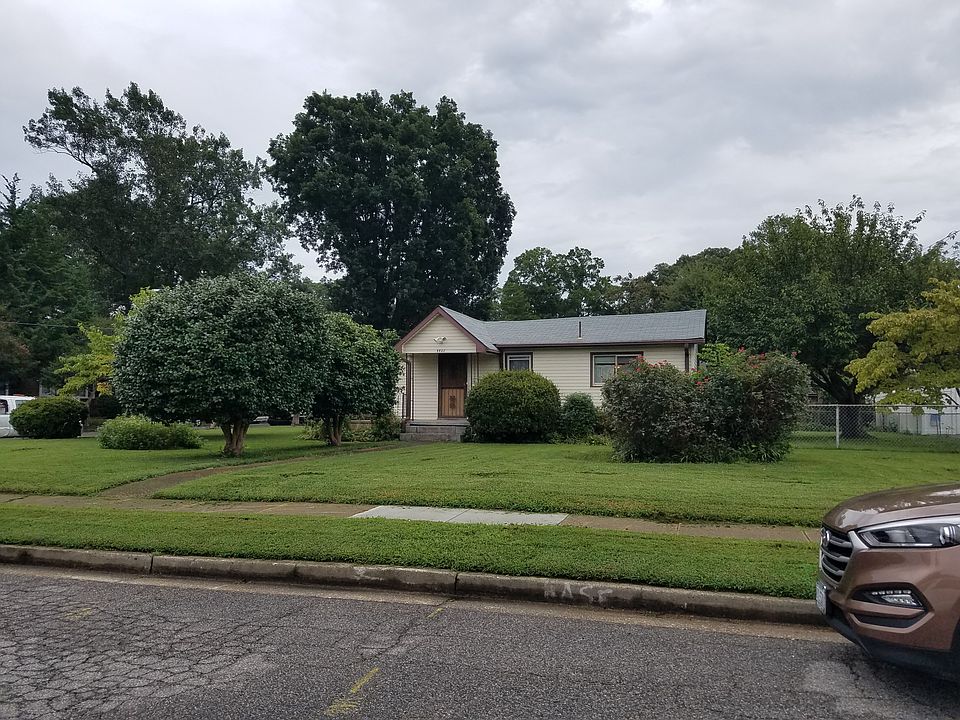 1st image of 8820 Pinedale St