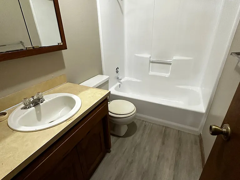 Clifton Height Apartments — Photo 20
