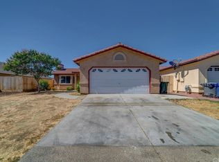 461 E San Pedro St, Merced, CA 95341