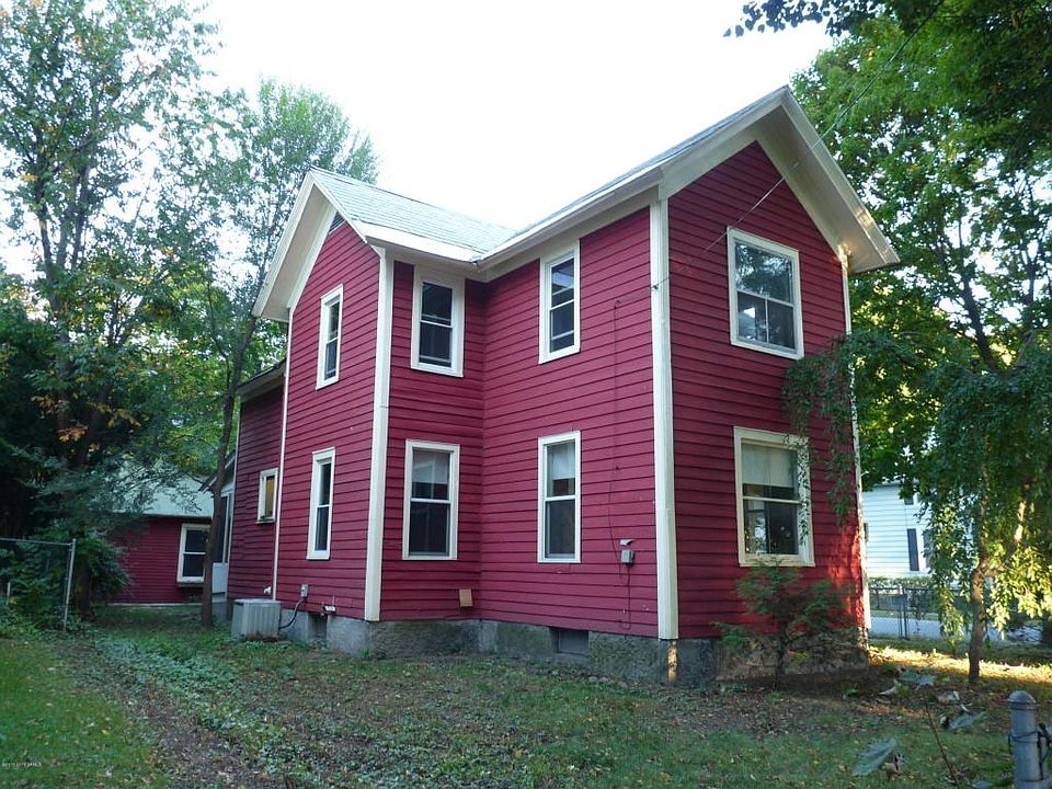 13 Charlotte Street