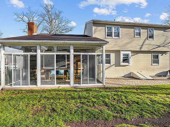 Sun porch