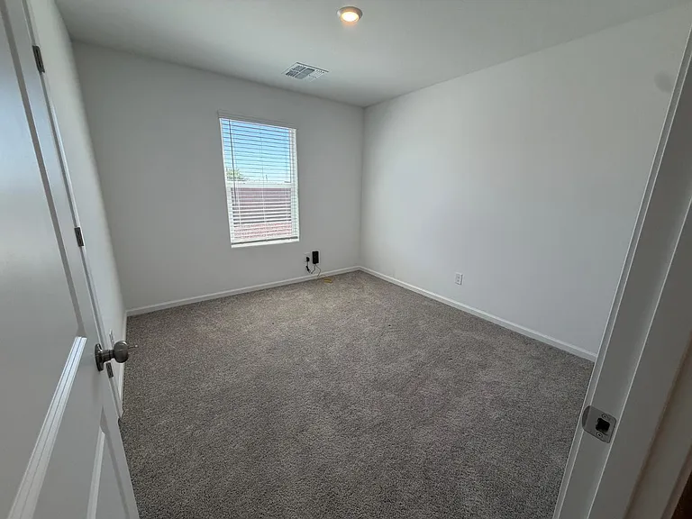 1473 E Jaycie Dr — Photo 22