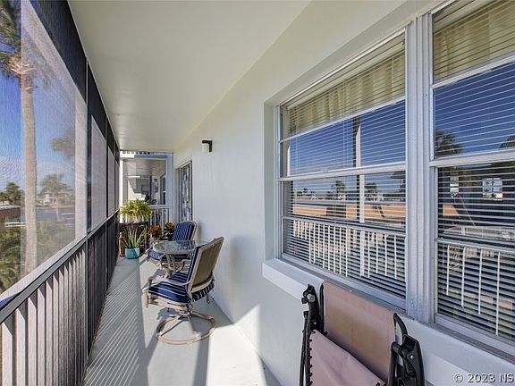 2nd image of 315 N Causeway 2050 New